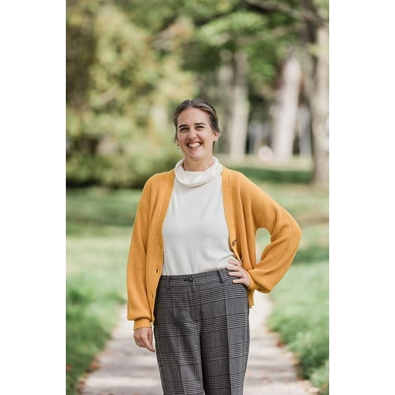 Pre-Owned The Pumpkin Spice Caf Coloring Book: The official Pumpkin Spice Caf coloring book for adults and teens featuring cozy hygge scenes for relaxation and fun in fall 2025: Book 1 Paperback