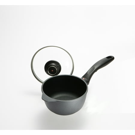 

Swiss Diamond 1.4 Qt (6.3 ) Nonstick Saucepan with Lid | HD Classic