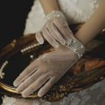 thumbnail image 1 of Guantes de encaje nupcial para boda, guantes de perlas transparentes, elegantes guantes de dedo completo, fiesta de graduación, ópera, cena, Cosplay para mujeres y niñas (blanco), 1 of 4