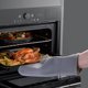 thumbnail image 2 of Juego de manoplas y agarraderas para horno, resistentes al calor, con superficie de silicona antideslizante, extra largas, para cocinar y hornear., 2 of 7