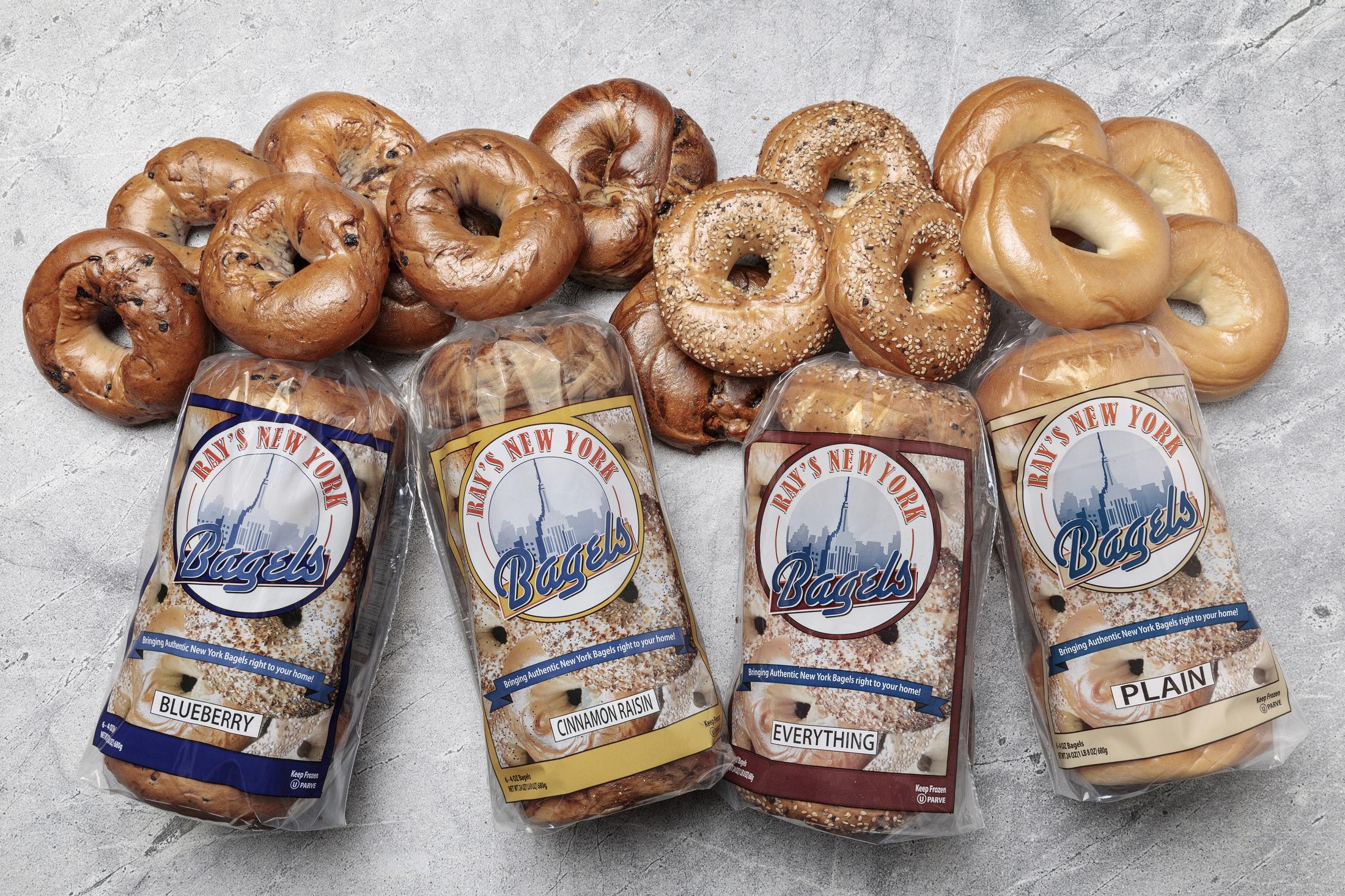 Ray's New York Bagels, Blueberry Bagels, 6 Count, 4 oz (Frozen) - image 4 of 4