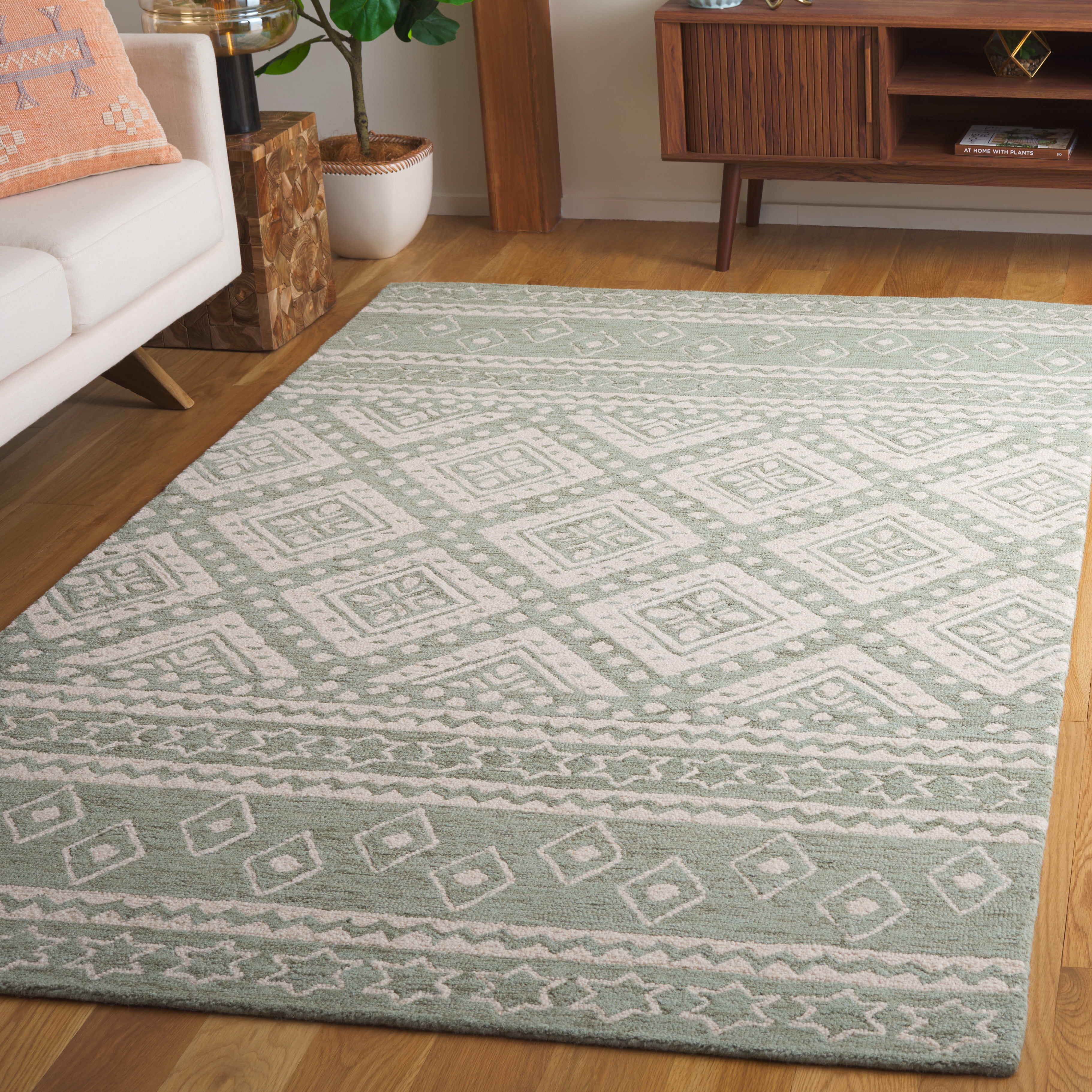 SAFAVIEH Micro-Loop Regis Geometric Area Rug, Sage/Ivory, 4' x 6'