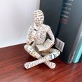 thumbnail image 3 of Estatua de mujer de lectura de resina artesanías Mini estatua de pensador arte para estudio de oficina, 3 of 9