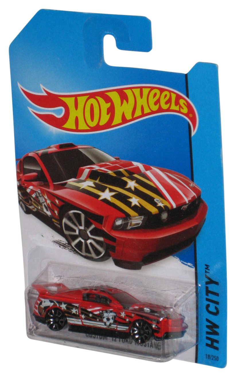 Hot Wheels HW Mild To Wild 5/10 (2015) Yellow 2010 Ford