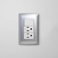 thumbnail image 3 of Kit 2 PLACAS con CONTACTO DOBLE y 1 apagador Sanelec gris, 3 of 6