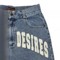thumbnail image 2 of 2024 nueva moda de los hombres de la calle suelta pantalones de cinco cuartos de moda retro pantalones cortos de mezclilla con letras, 2 of 5