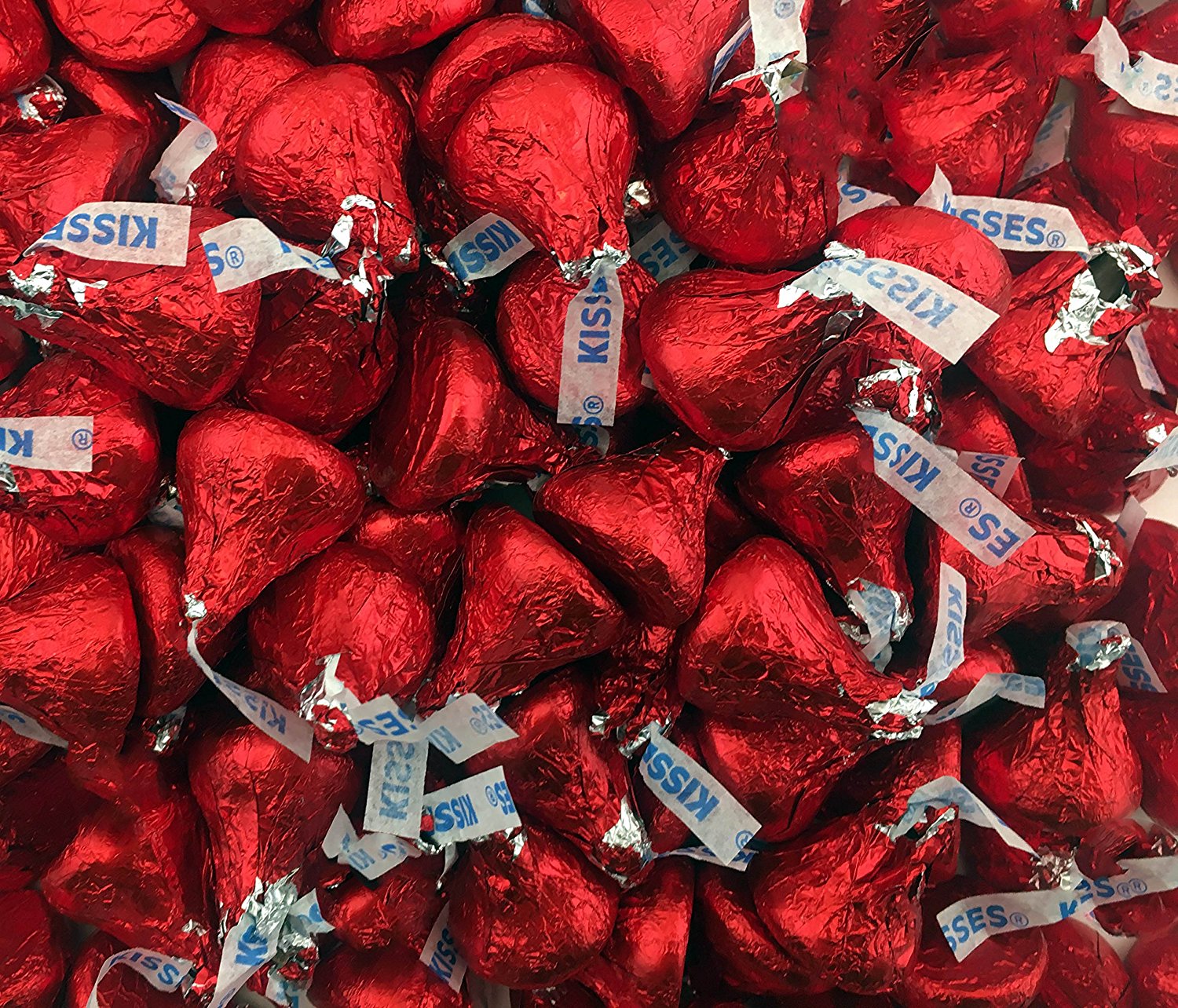 HERSHEY'S KISSES, Milk Chocolate in Red Foil (Pack of 2 Pound