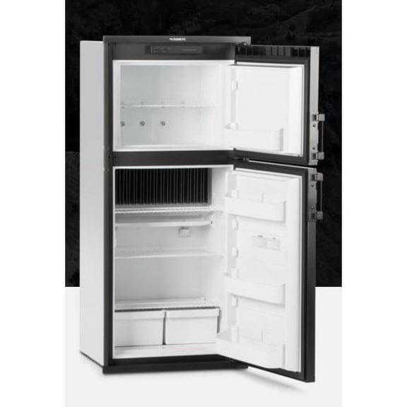 REFRIGERATORS & ICE MAKERS RV