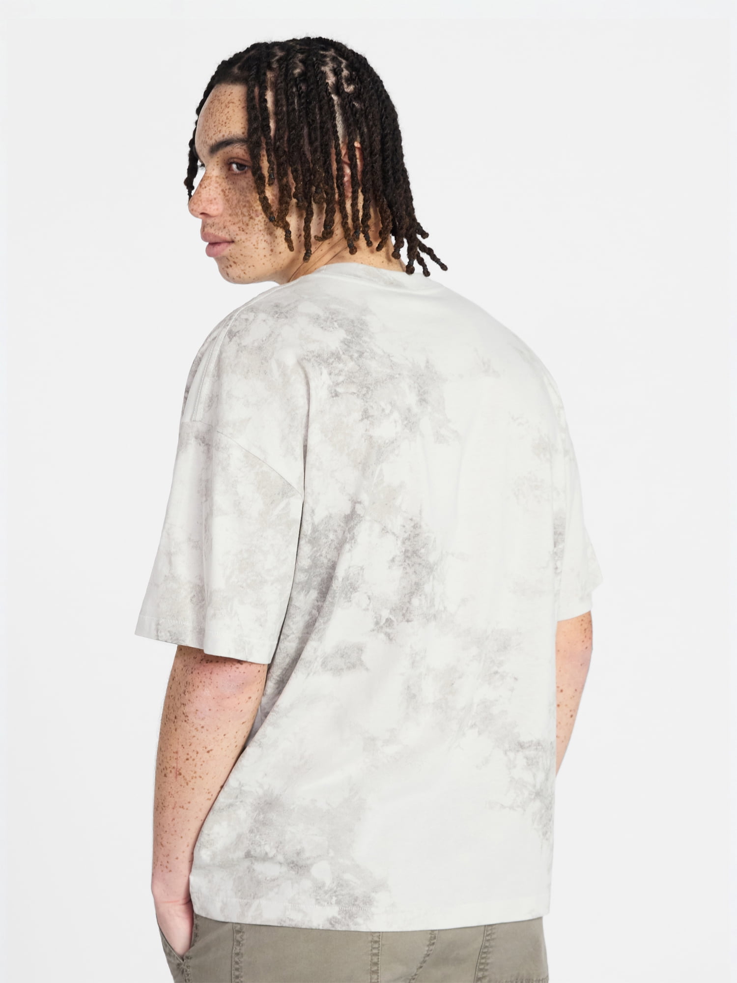 No Boundaries Men's Oversized Boxy Tee with Short Sleeves, XS-4XLT