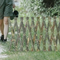 SEWCHICS Expandable Green Trellis Fence for Garden, Outdoor Patio Divider and Decorative Privacy Screen