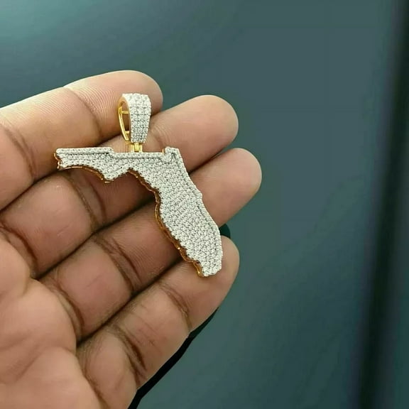 3TCW Round Cut Lab Created White Diamond Men Florida Map Pendant in 14k Yellow Gold Plated