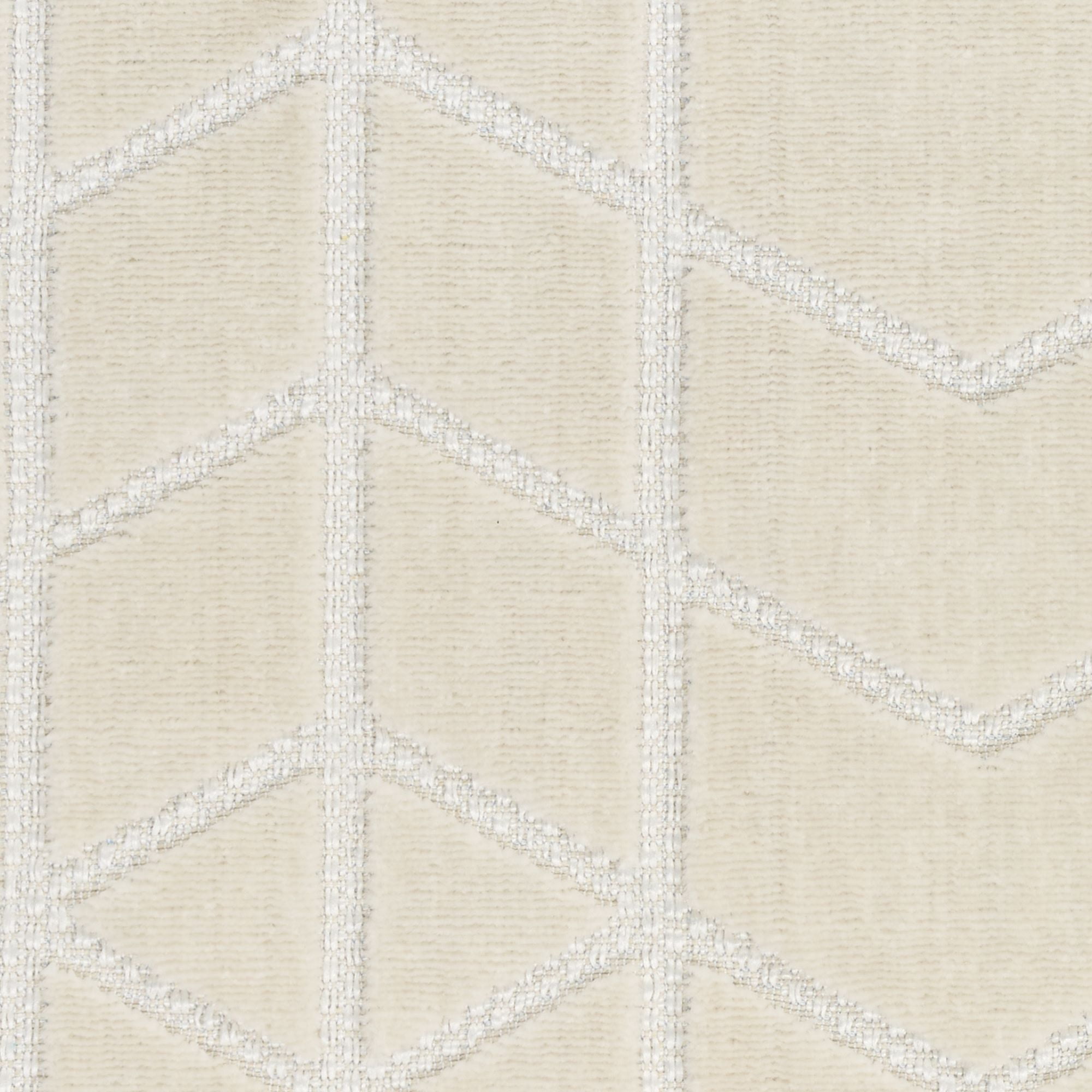 Nourison Washable Charm 2' x 3' Ivory Modern Indoor Rug