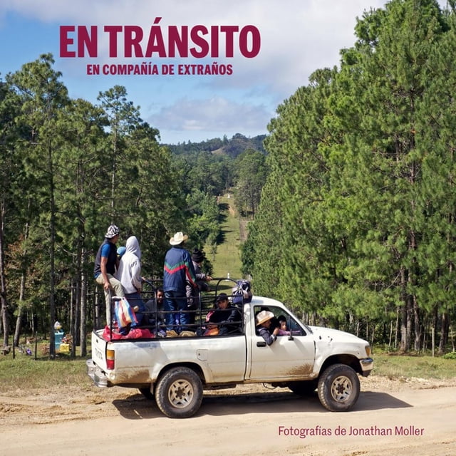 En tránsito. En compañía de extraños Blanco