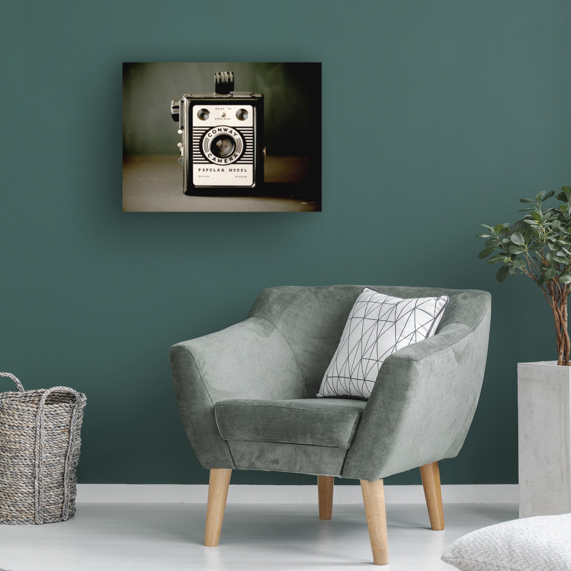 Symposium Design 'Box Camera' Canvas Art