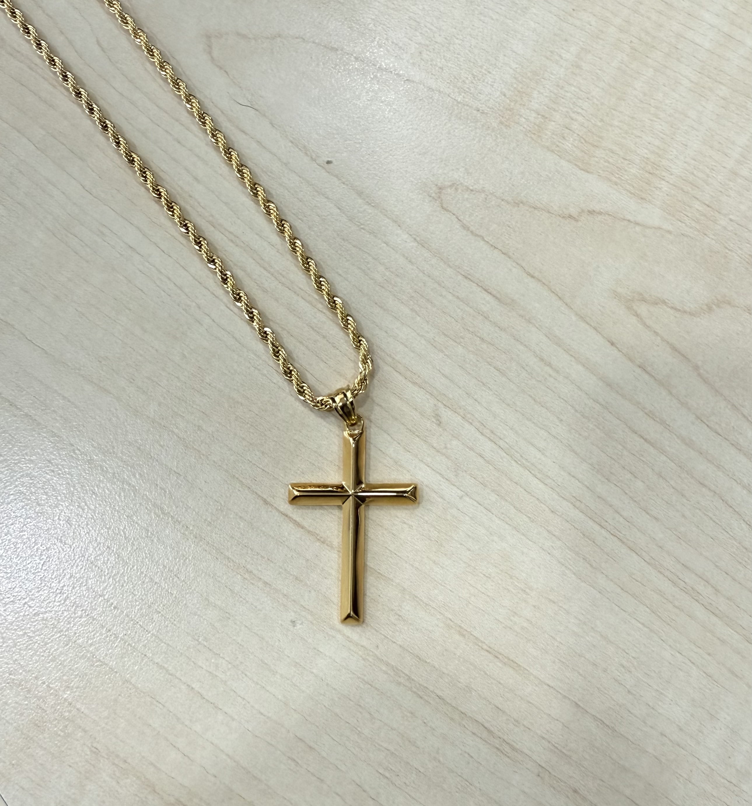 18K Beveled Edge Gold Cross Pendant Necklace for Men, Gold plated Necklace for Women. 3MM Rope Chain Fashion Jewelry Pendant