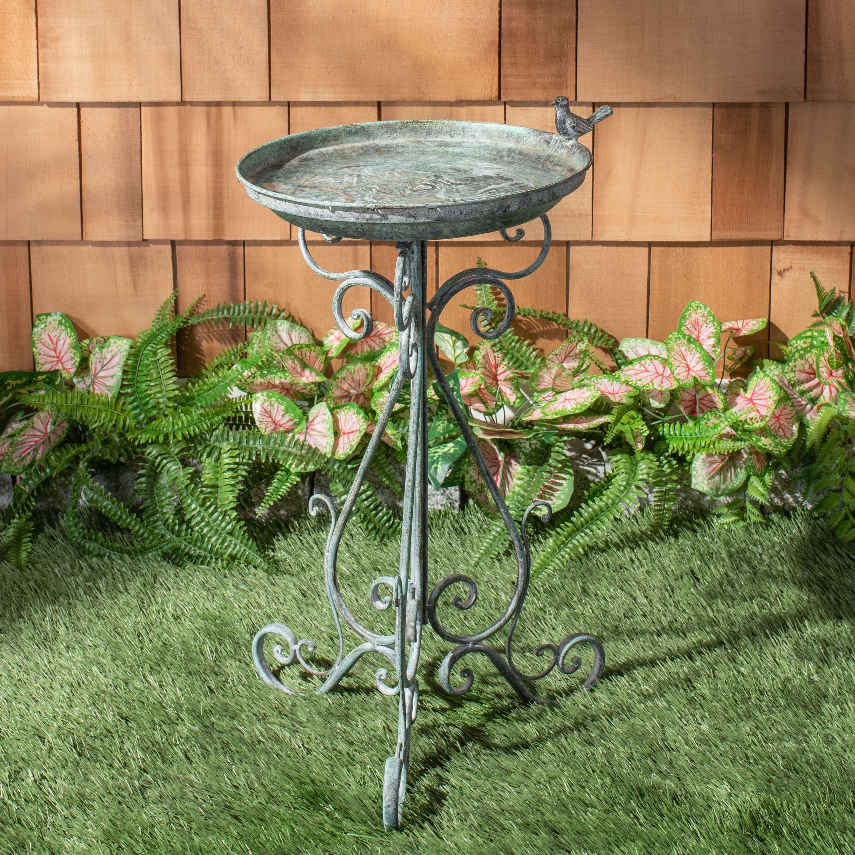 SAFAVIEH Ashlan Solid Rustic Outdoor Patio Bird Bath, Dark Green