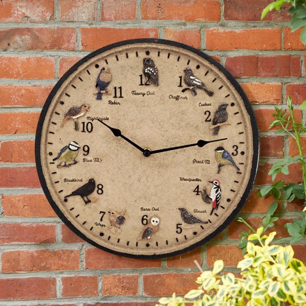 Reloj de pared con canto de pájaro, 12 cantos de pájaro y patrones de pájaro realistas, apagado automático entre las 9 p. m. y las 5 a. m., marco de madera JAMW Sencillez