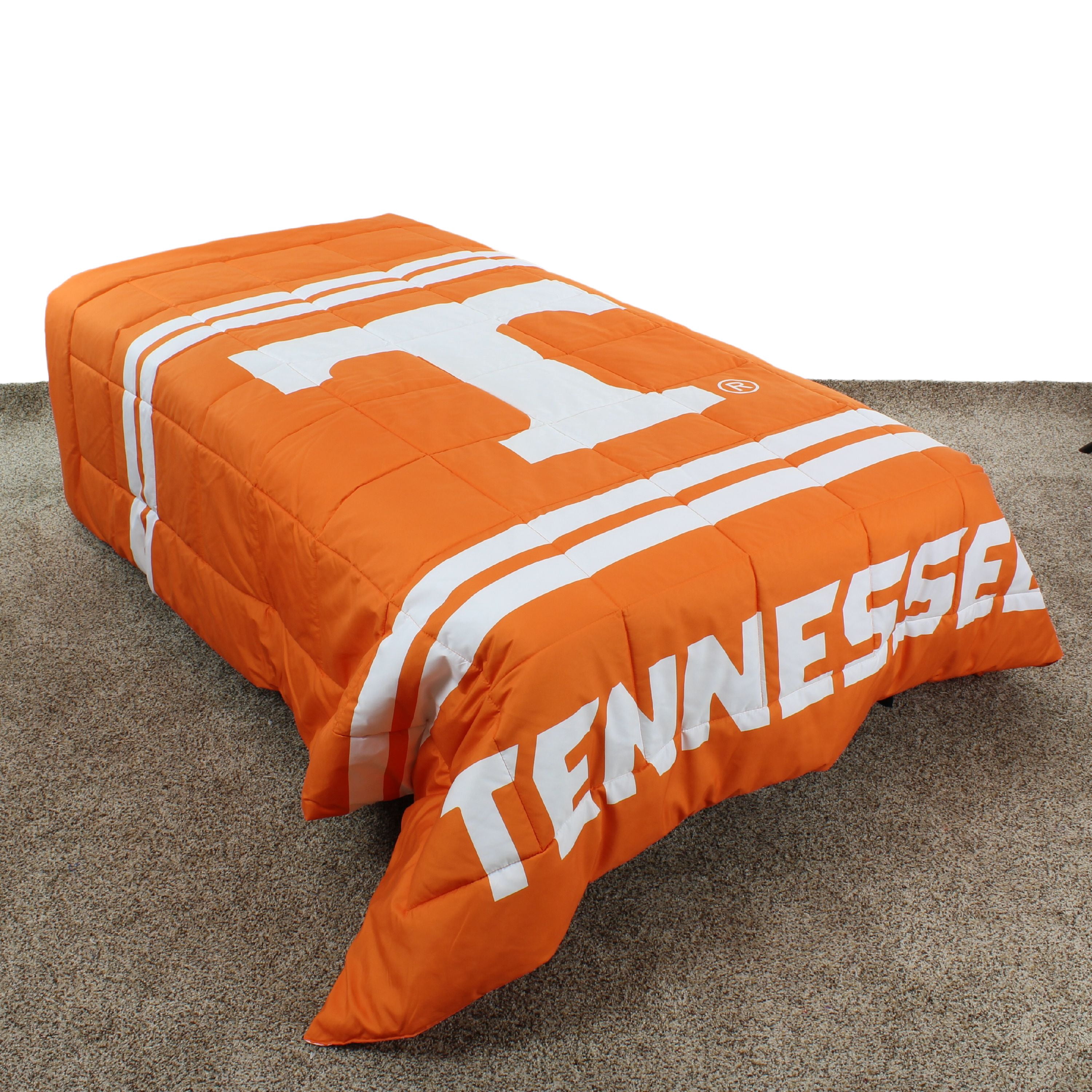 Tennessee Volunteers 3 Pc Reversible Polyester Comforter Set, 1 Comforter, 2 Shams, Full