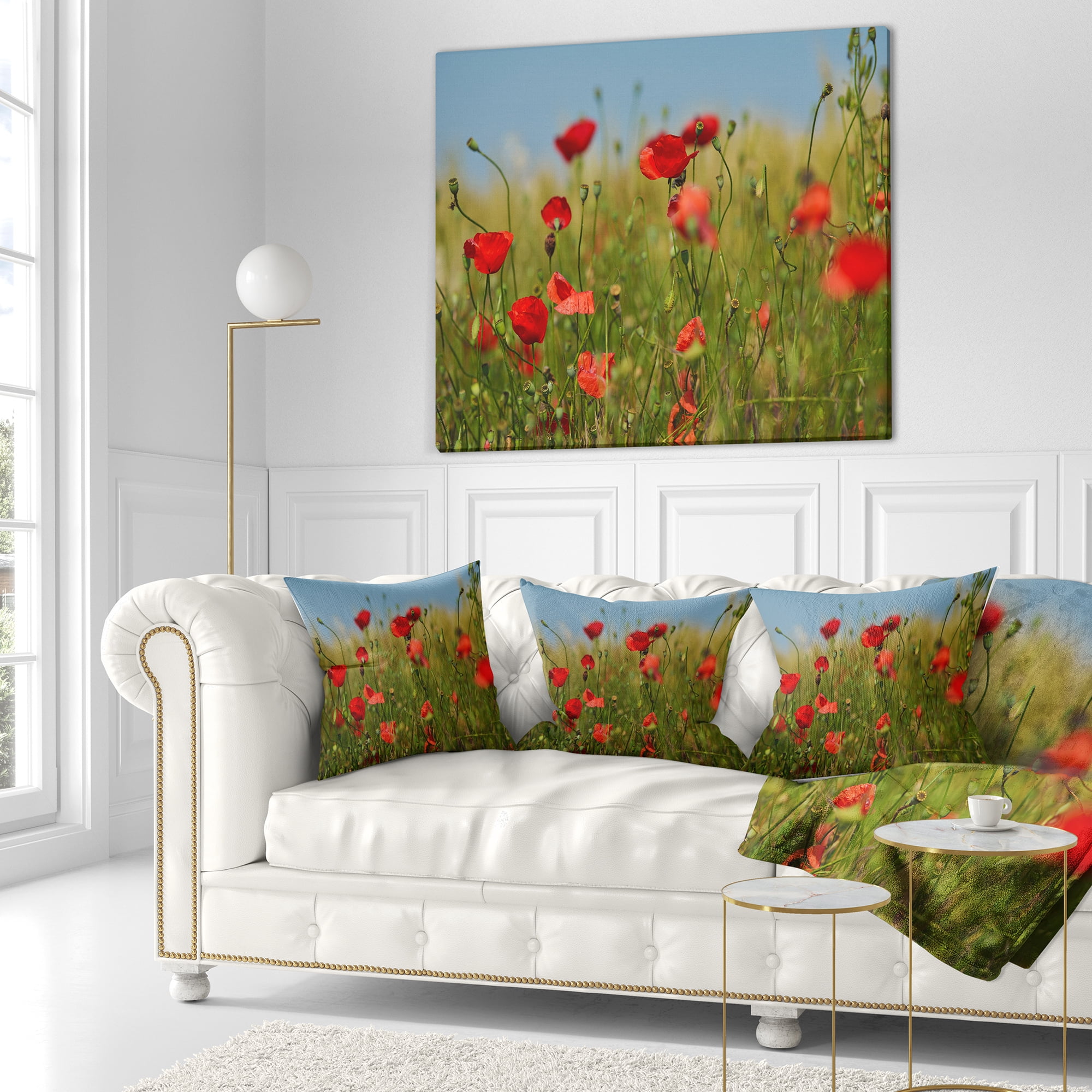 Designart Wild Poppy Flowers in Green Garden - Floral Throw Pillow - 16x16