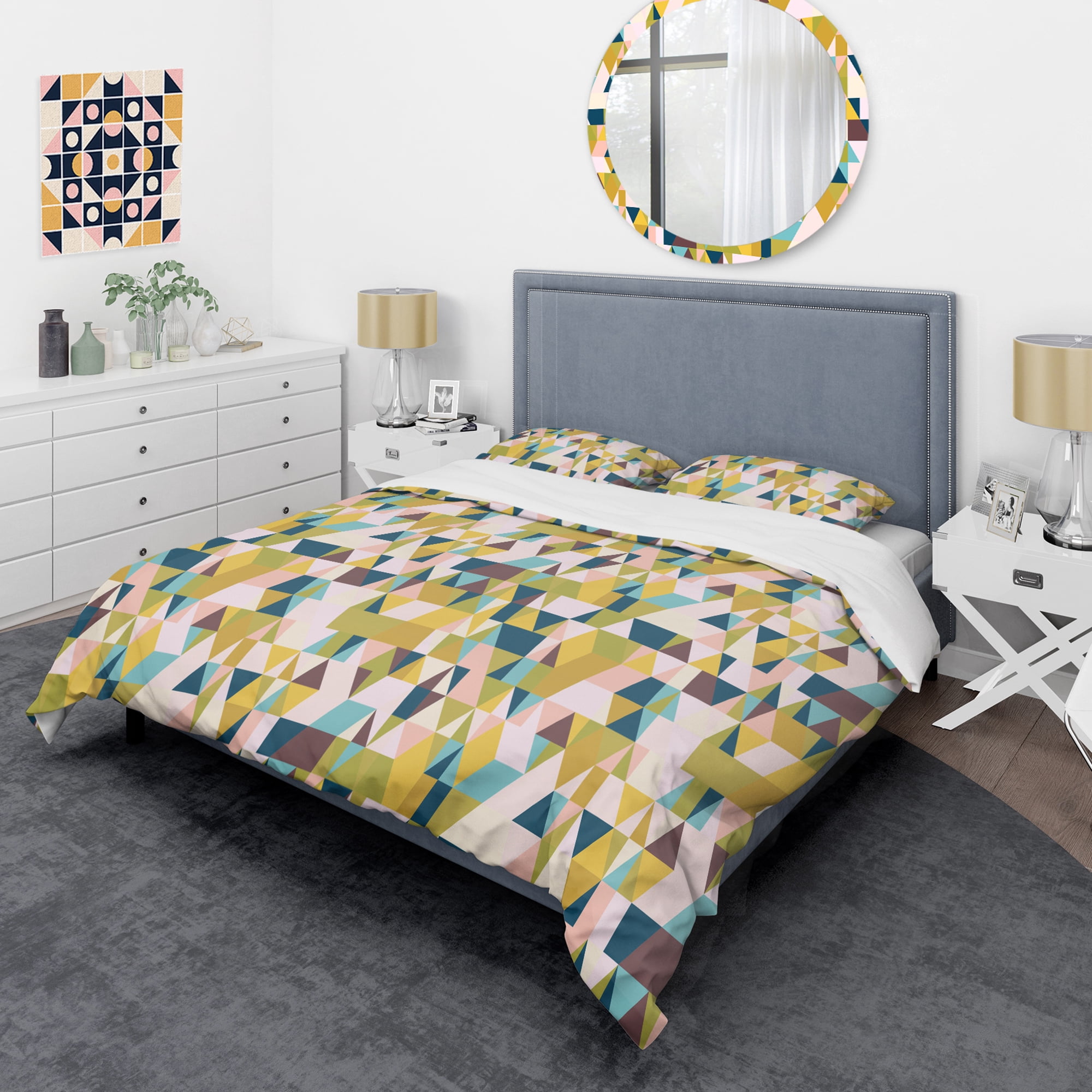 Designart 'Triangular Retro Design I' Mid-Century Modern Duvet Cover Set