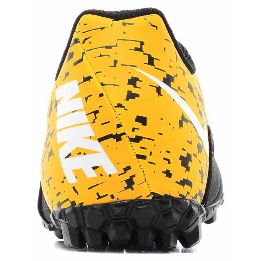 Nike bombax tf deals
