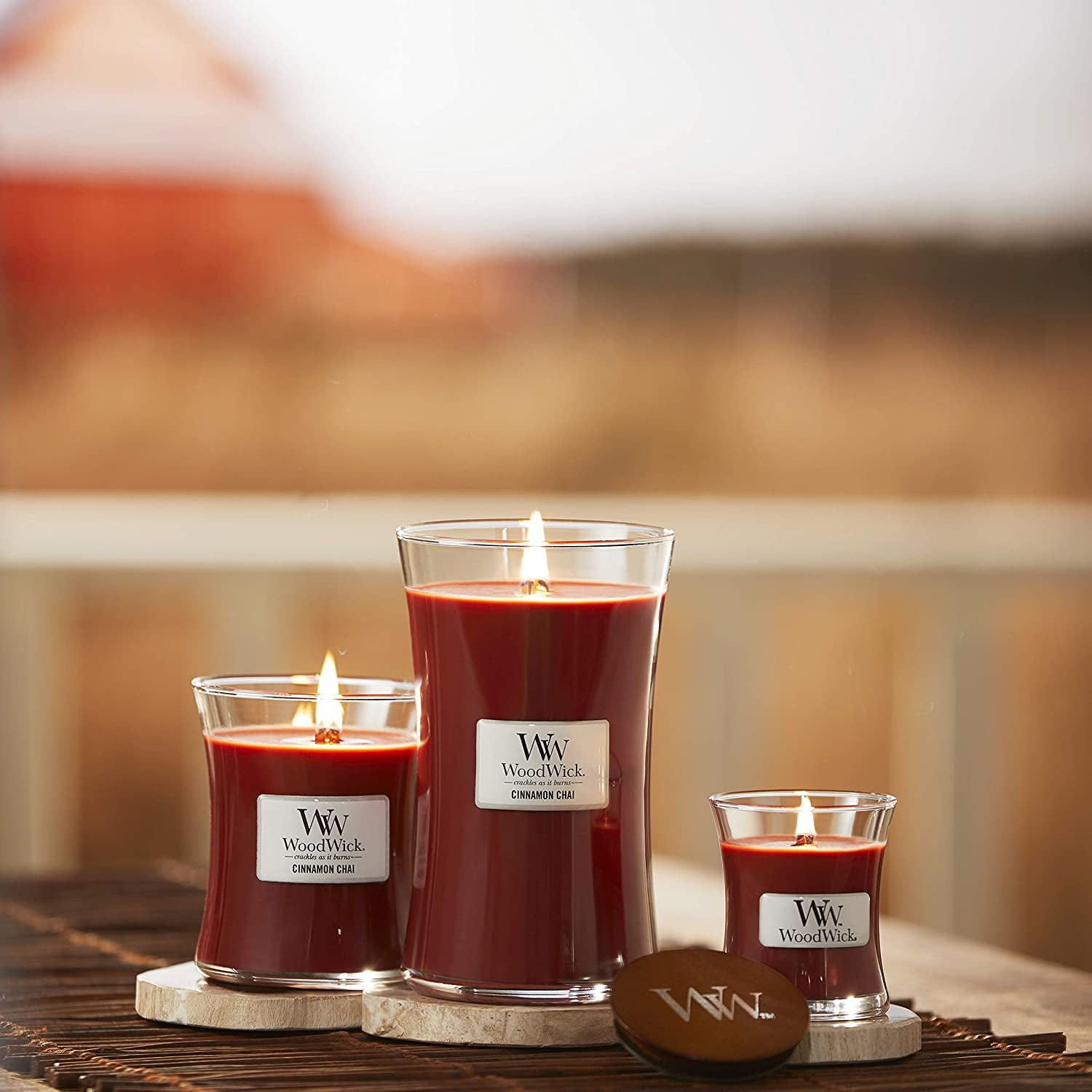 WoodWick - Cinnamon Chai Medium Hourglass Jar Candle