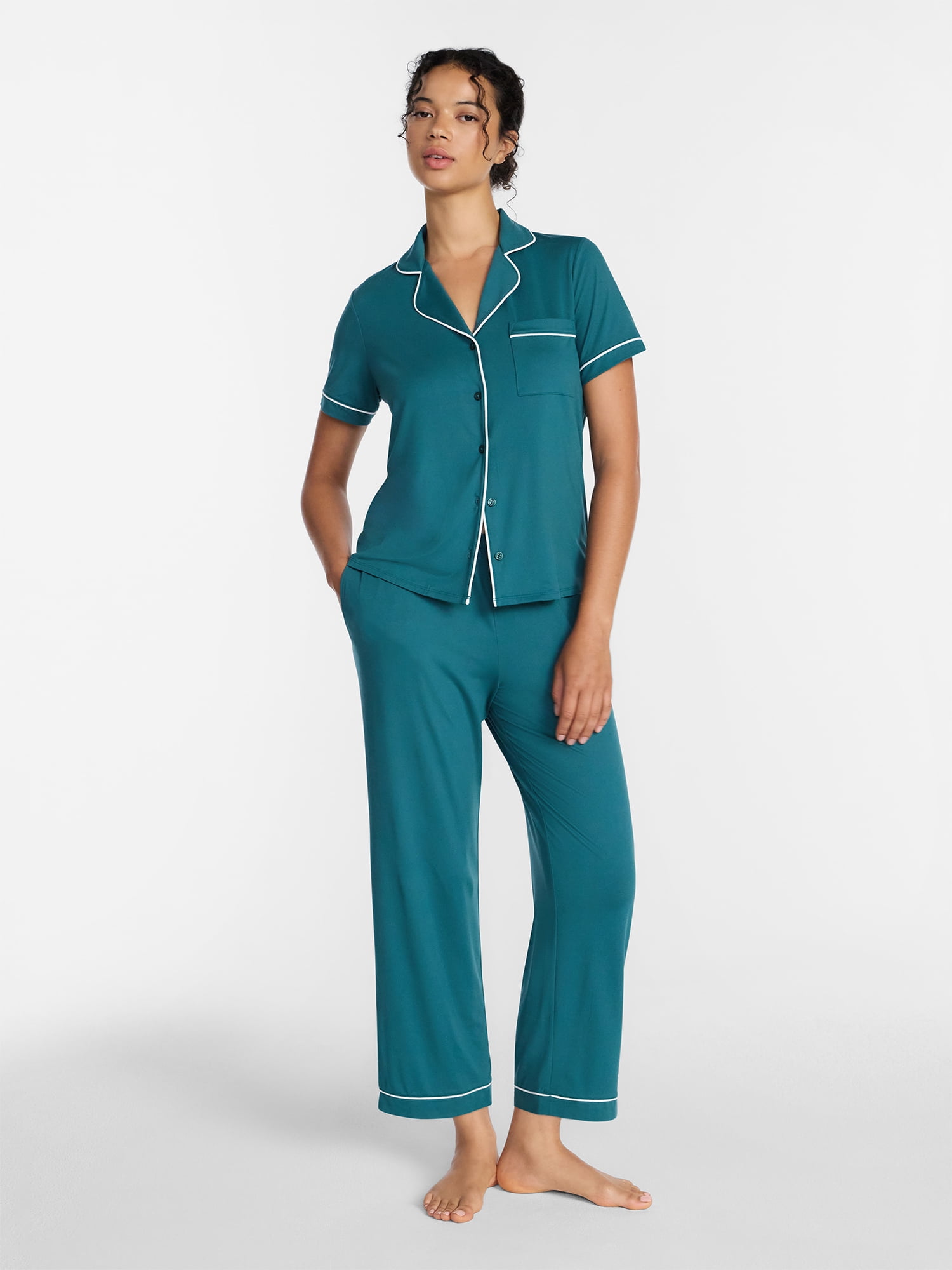 Joyspun Women's Dreamy Soft Collection Notch Collar Top and Capri Pants Pajama Set, 2-Piece, Sizes XS-3X