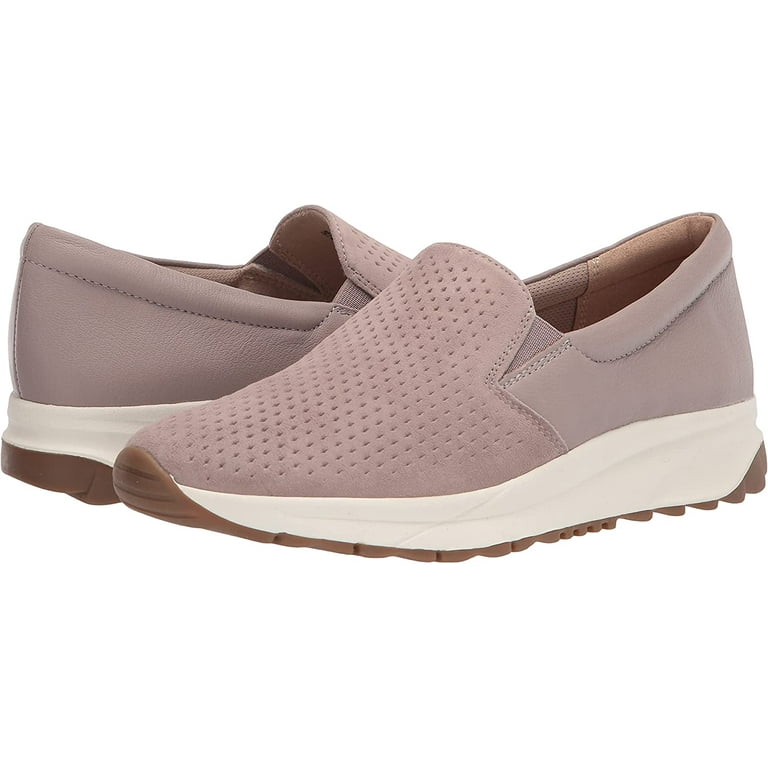 Naturalizer store selah sneakers