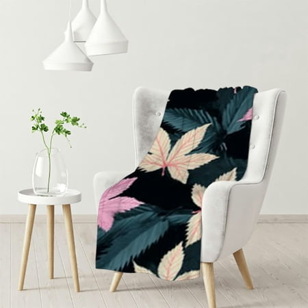 WHKANG Marijuana Leaves Throw Blanket Pink Cannabis Leaves Sherpa Blanket for Kids Boys Girls Botanical Hemp Plush Blanket Luxury 50x60in