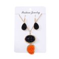 thumbnail image 1 of Pendentif en Résine de Style Ethnique Rétro Femmes Collier Boucles d'Oreilles Kit Collier Bijoux Géométrique Géométrique Goutte Boucles d'Oreilles Dame Cadeau Bijoux Ensemble, 1 of 3