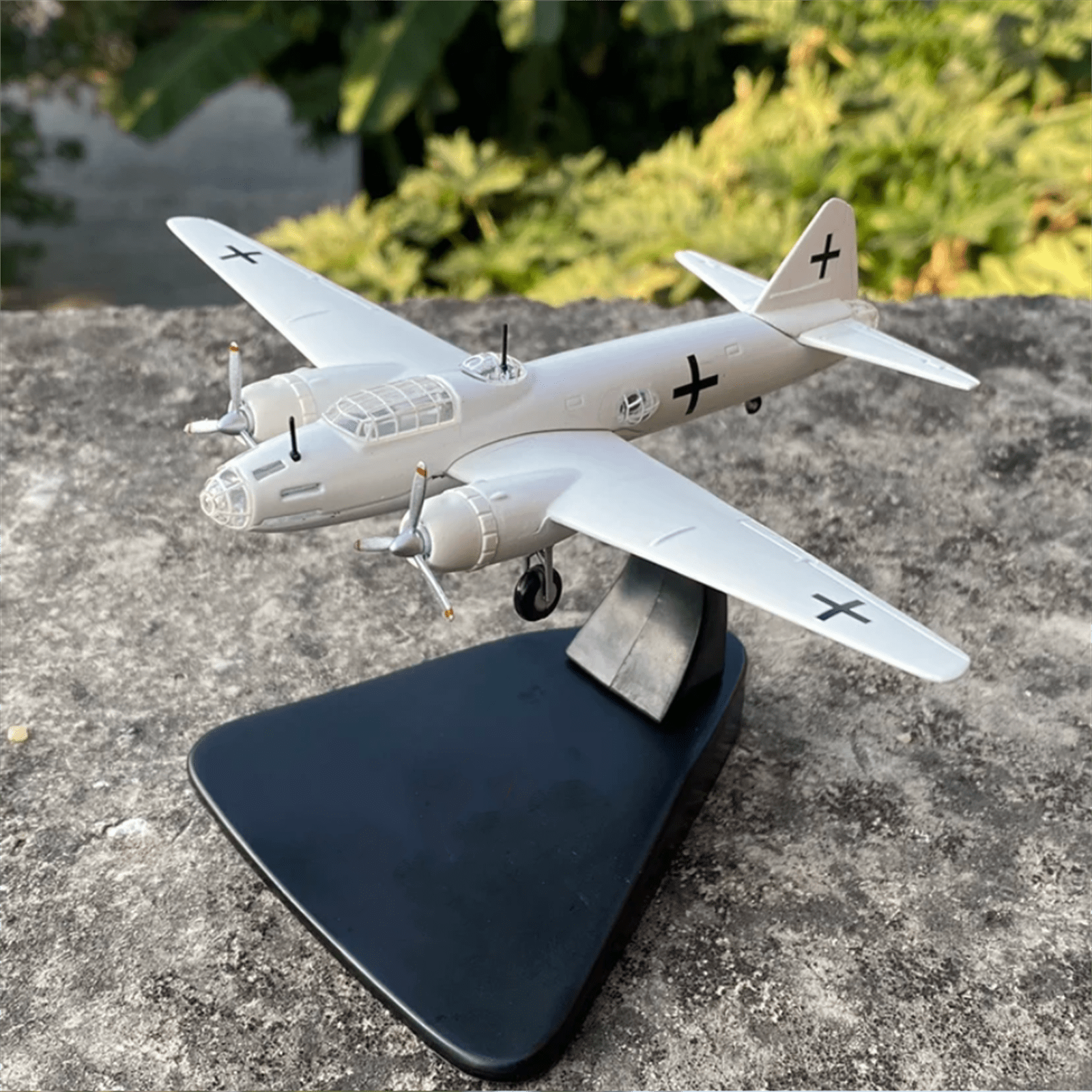 Retro 1:144 Scale G4M Bomber Peace Negotiator Aircraft Model Elegant Decoration Toy for Enthusiasts