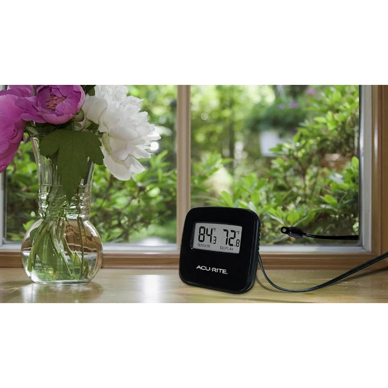 Craftsman Wireless Thermometer for Indoor/Outdoor Temperature with Humidity  Sensor (CMXWDCR01137)