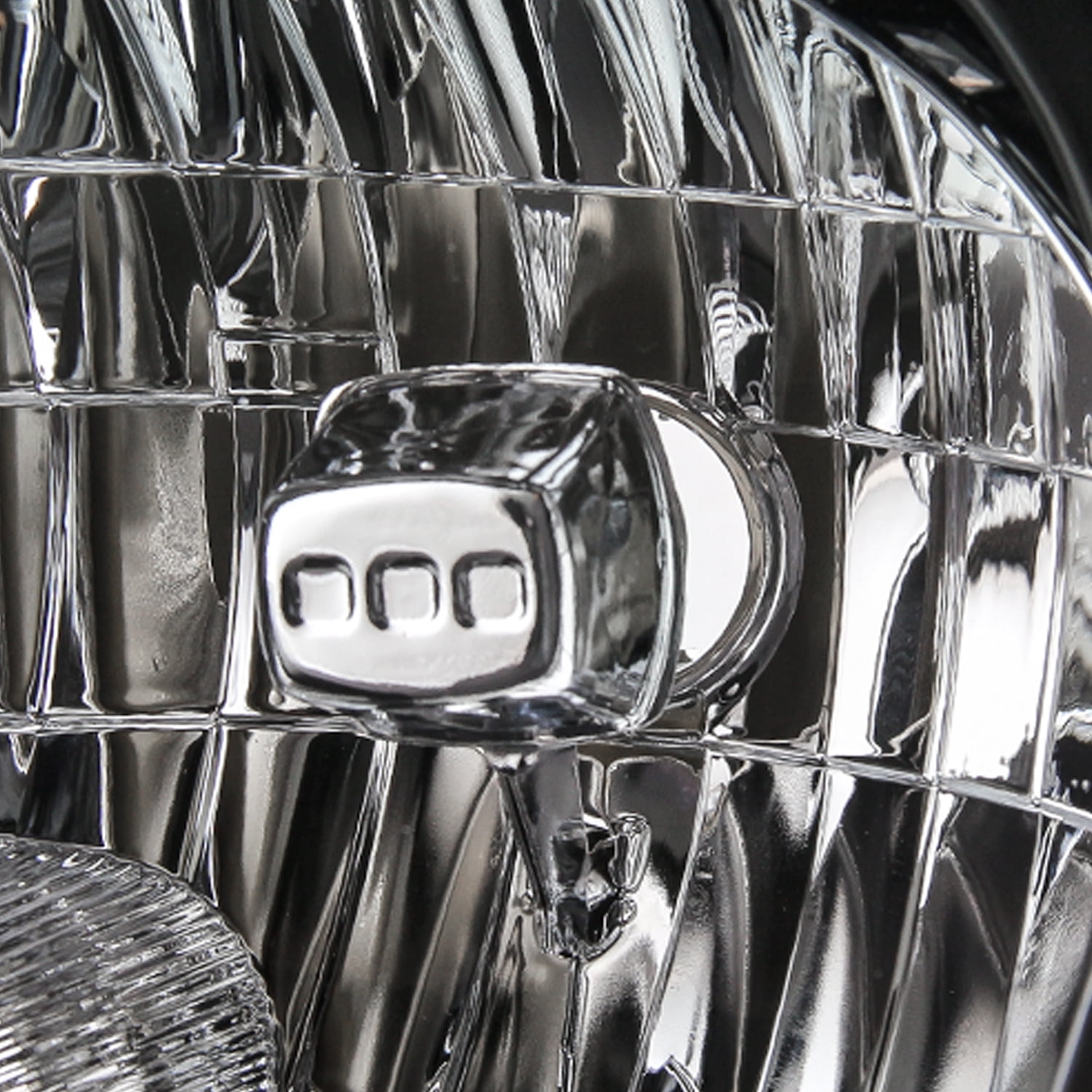 For 09-21 Frontier Extended/Crew Pickup [Halogen Style] Black  