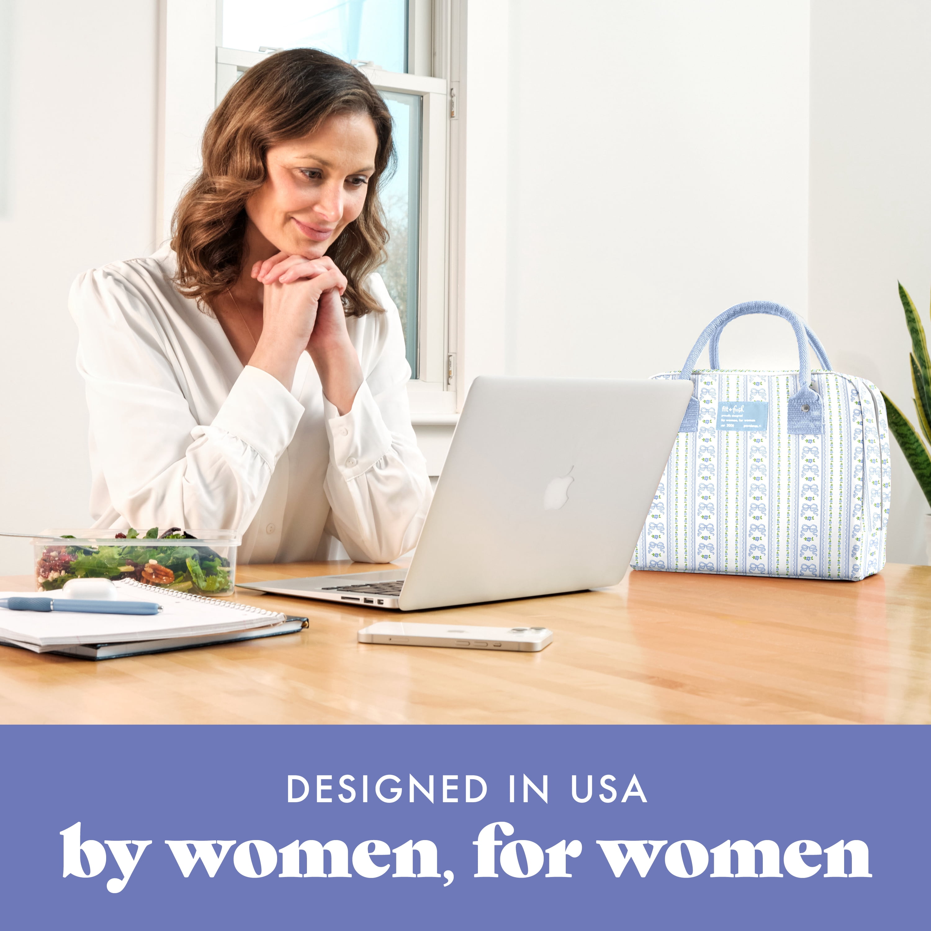 Fit + Fresh Bloomington Womens Lunch Bag, Insulated Lunch Box With Containers, Blue Wallpaper Bows