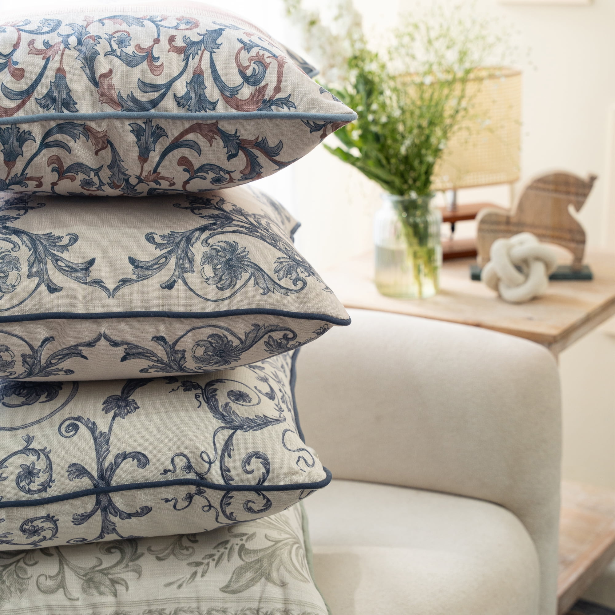 Harlow Hill Alton 20" x 20" Blue/Clay Damask Recycled P.E.T. Decorative Throw Pillow