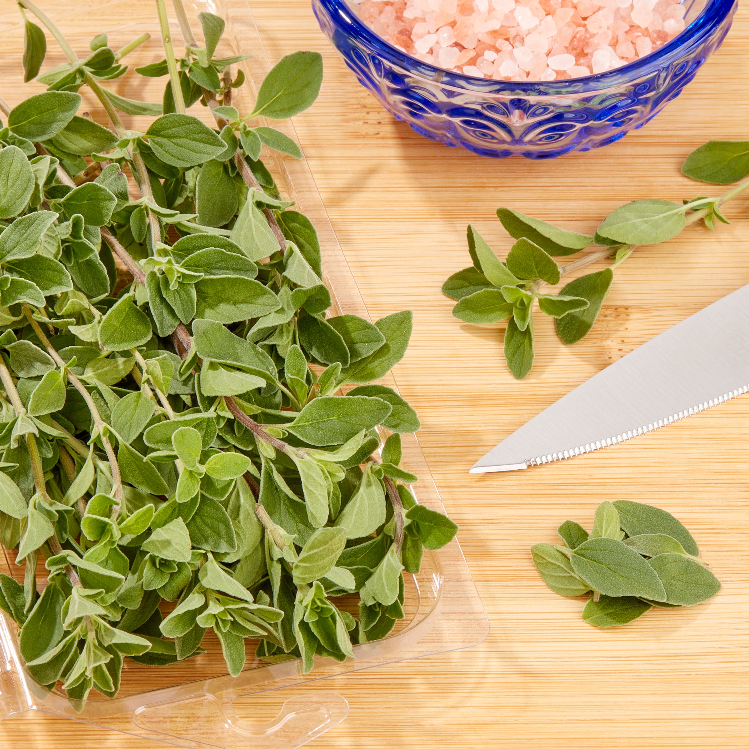 Fresh Oregano, .50 oz Clamshell
