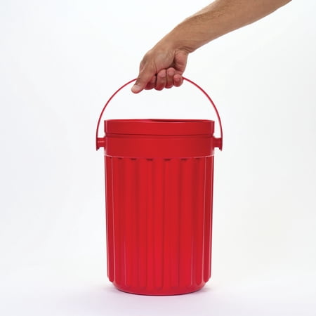 HASBRO GIANT YAHTZEE – 5 GIANT FOAM DICE, SHAKER BUCKET, AND CLASSIC DRY ERASE SCORECARD WITH MARKER