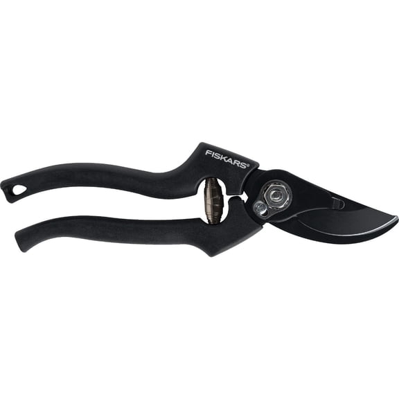 Fiskars Professional Bypass Pruning Shears — Residential Use, Standard Application
