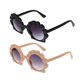 thumbnail image 5 of KAKOWELY 2Pares Gafas De Sol Negras Para Disfraces Y Con Original Y Material, 5 of 7