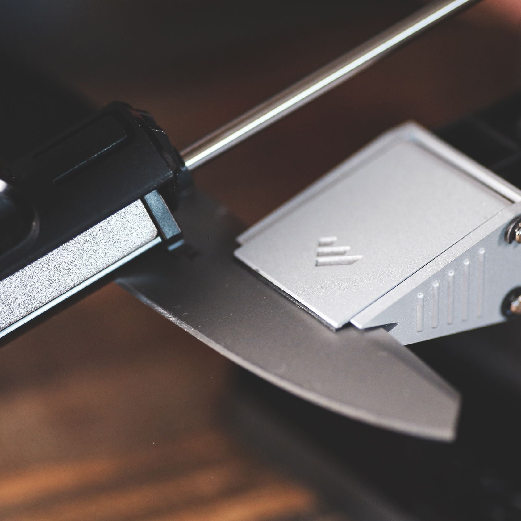 Work Sharp Precision Adjust Knife Sharpener Kit, Sharpens All Pocket and Kitchen Knives with ease & control