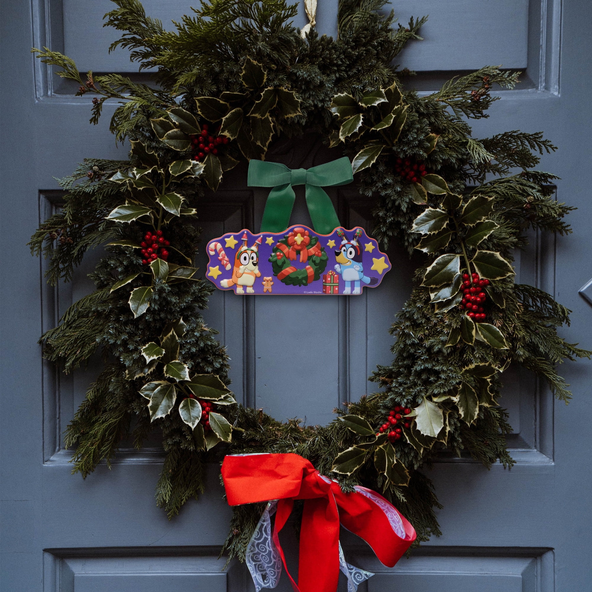 Bluey 6 inch Metal Ribbon Sign with Festive Wreath and Candy Cane Design