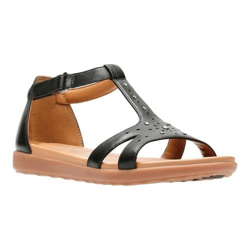 clarks t strap sandal