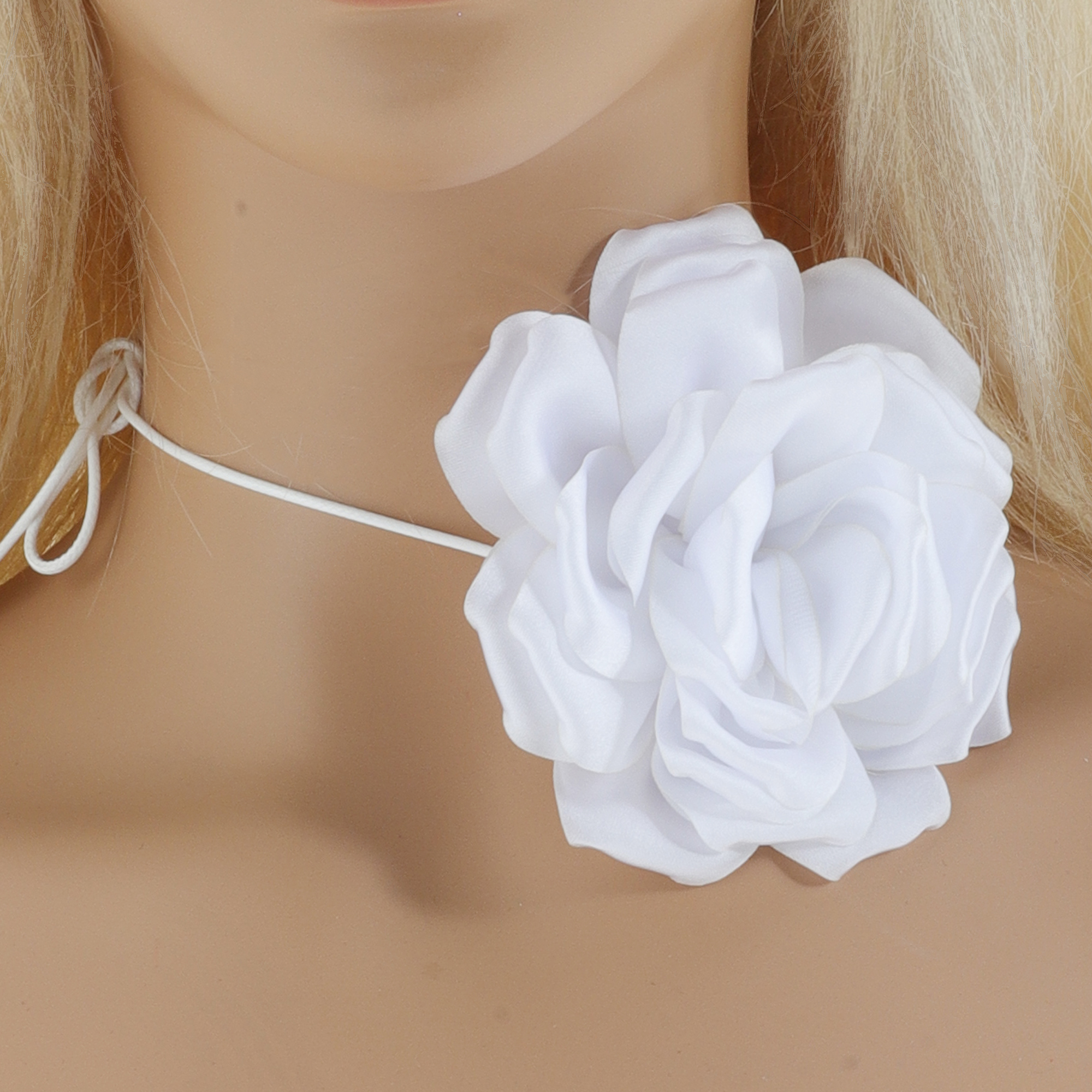 Unique Bargains Flower Adjustable Choker Necklace for Women White
