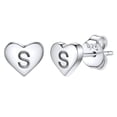 thumbnail image 1 of Pendientes de corazón inicial Silvora tachuelas de plata esterlina hipoalergénicas letra S, 1 of 8