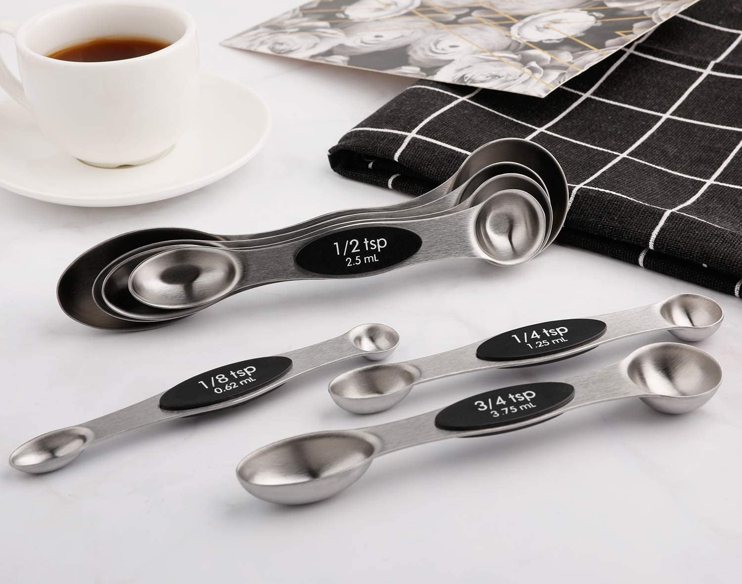 EDELIN Measuring Cups and Magnetic Measuring Spoons Set, Stainless Steel 5  Cups and 7 Spoons and 1 Levele (Full magnetic)