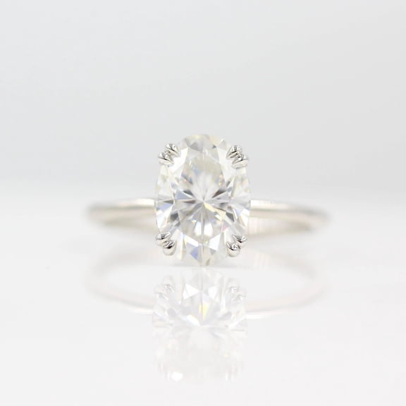 Kiva Jewelry 1.58 Ct Oval Moissanite Ring - Women's Engagement Ring in 14K White Gold Plated - Double Prong Setting - Exquisite Gift for Anniversaries, Weddings, or Special Celebrations