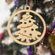 thumbnail image 1 of Fiudx Ofertas y liquidaciones Adornos navideños Árbol de Navidad Colgante de madera Hecho a mano Piezas de madera con cordeles Departamento de Navidad Adornos colgantes de madera, 1 of 7