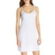 thumbnail image 1 of Lencería básica de tirantes finos para mujer: no ajustable, cuello en V, sin mangas, perfecta como ropa interior o para dormir., 1 of 6