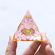 thumbnail image 3 of Pirámide De Cristal Decorativa Estatuilla de decoración de arte de oficina en casa de curación de meditación de pirámide de cristal (C) Likrtyny Libre de BPA, 3 of 5