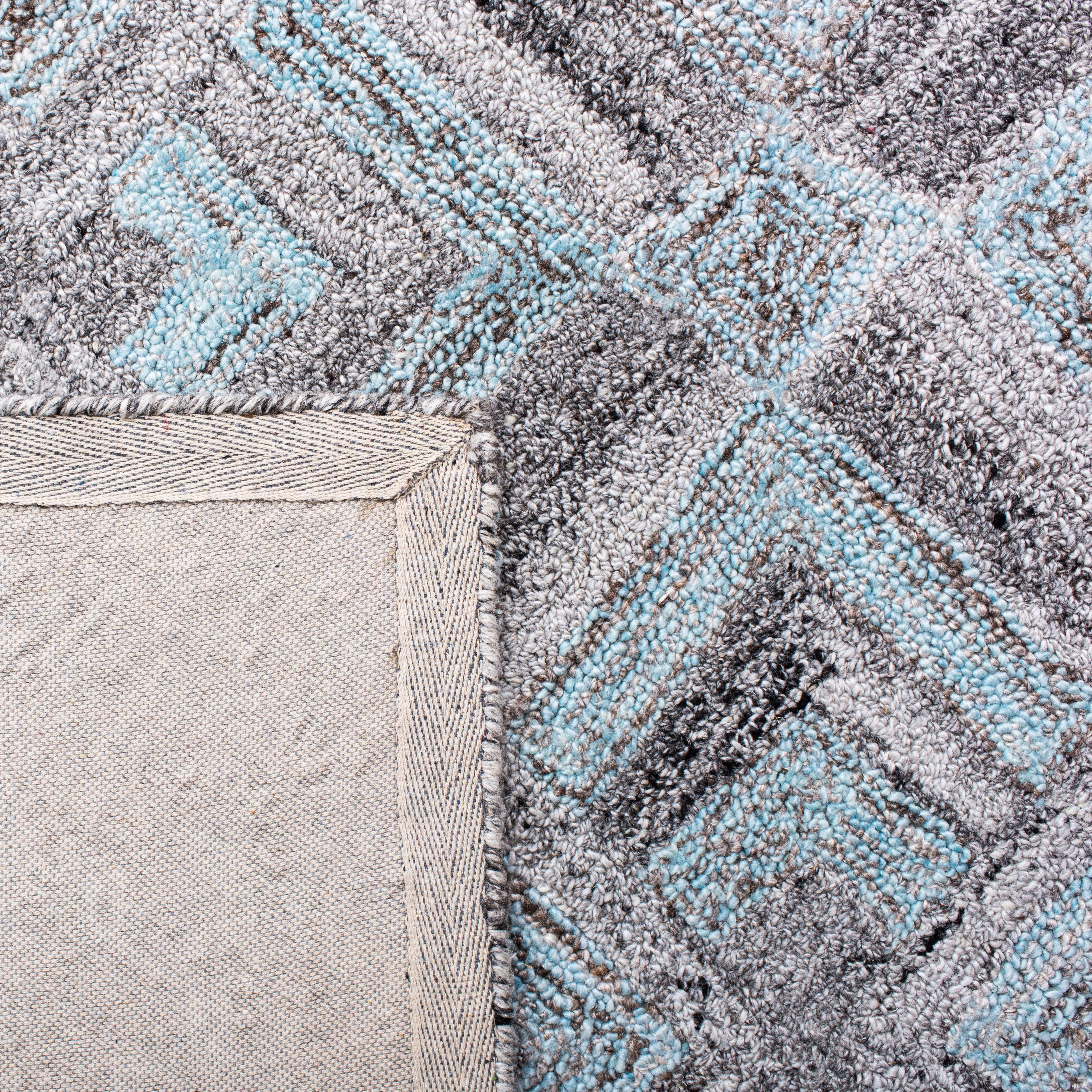 SAFAVIEH Abstract Paxton Geometric Area Rug, Gray/Turquoise, 4' x 6'
